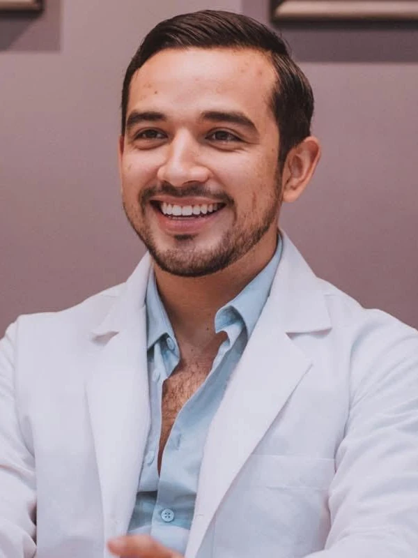 Víctor Díaz, especialista en ortodoncia, Smile Republic Las Américas